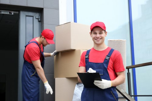 Booking a moving truck in Highgate with preparation checklist and FAQs